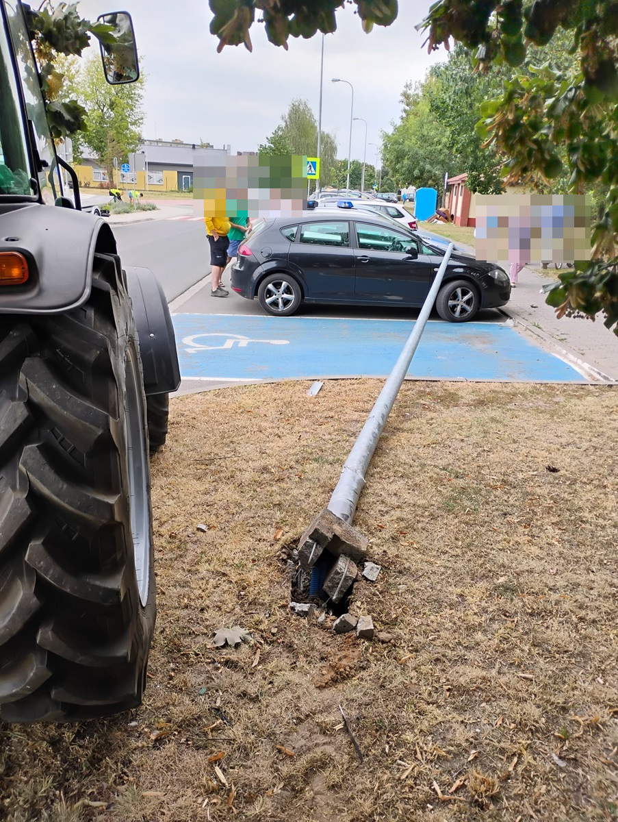 Pijany spowodował kolizję i zadzwonił na Policję