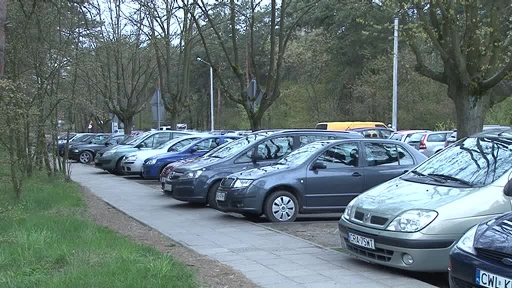 Będą nowe miejsca parkingowe przy szpitalu!