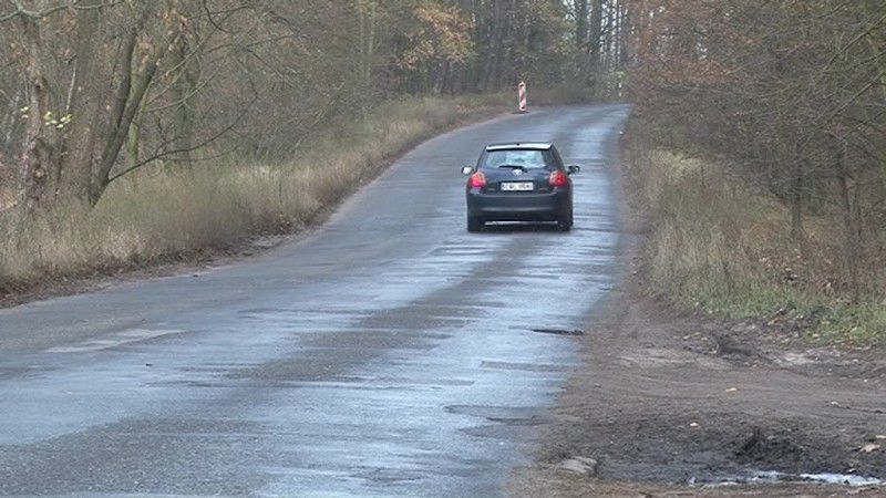 Czy „zapomniana droga” doczeka się remontu? Poseł Zbonikowski podjął działania!