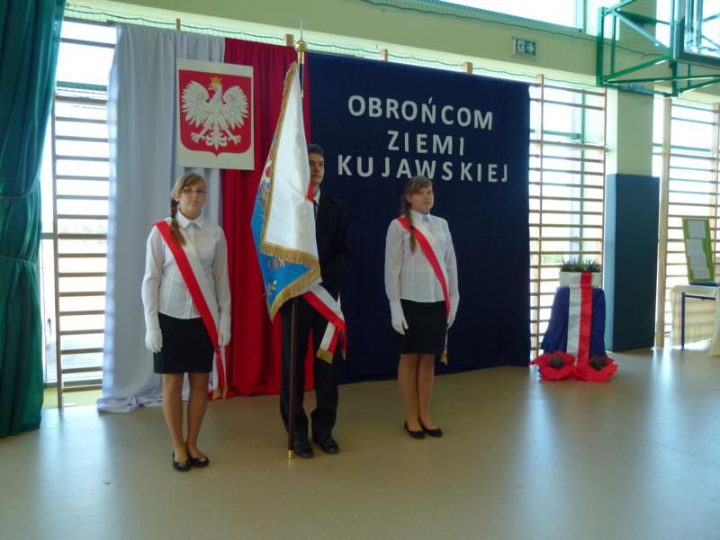 Gimnazjum w Boniewie już nosi imię Obrońców Ziemi Kujawskiej