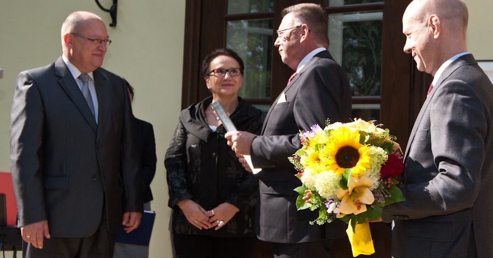 Medal dla włocławskiego muzeum za odbudowę dworu w Kłóbce