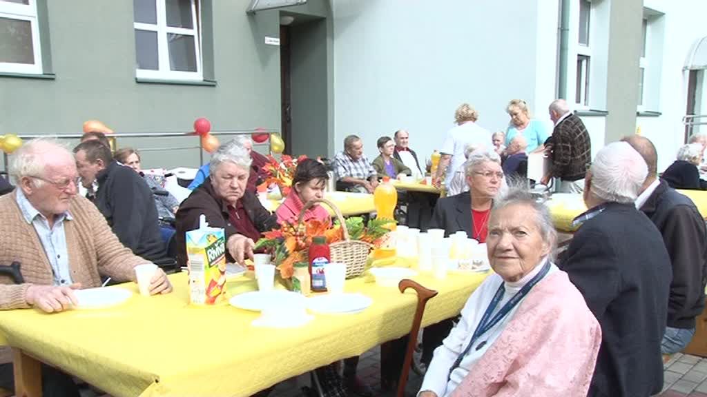 Mieszkańcy DPS przy Żeromskiego „jesień życia” spędzają w godnych warunkach