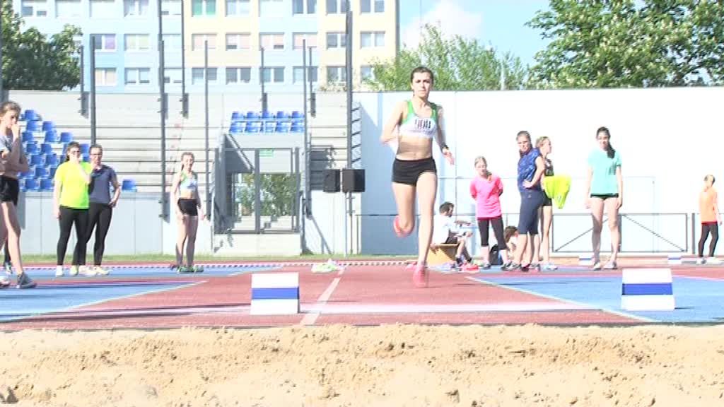 Młodzi lekkoatleci rywalizowali na stadionie OSIR-U