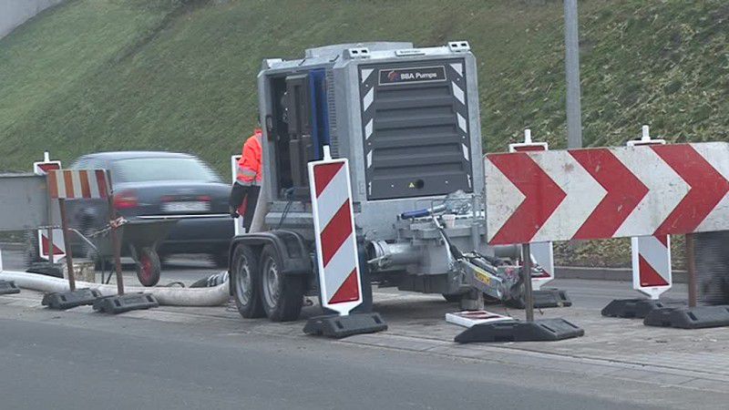 Na Kapitulnej MPWIK wymienia kolektor ściekowy, są utrudnienia dla kierowców!