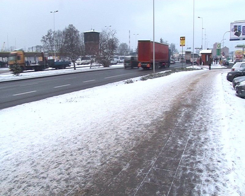 Pierwszy śnieg – pierwsze problemy. MZUKiD uspokaja…