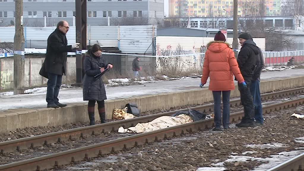 Tragedia na Zazamczu! 31 latek rzucił się pod pociąg!