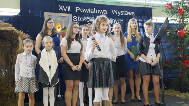 Zobacz wideo z Powiatowej Wystawy Stołów Wigilijnych